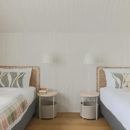 Apartamento 44 *